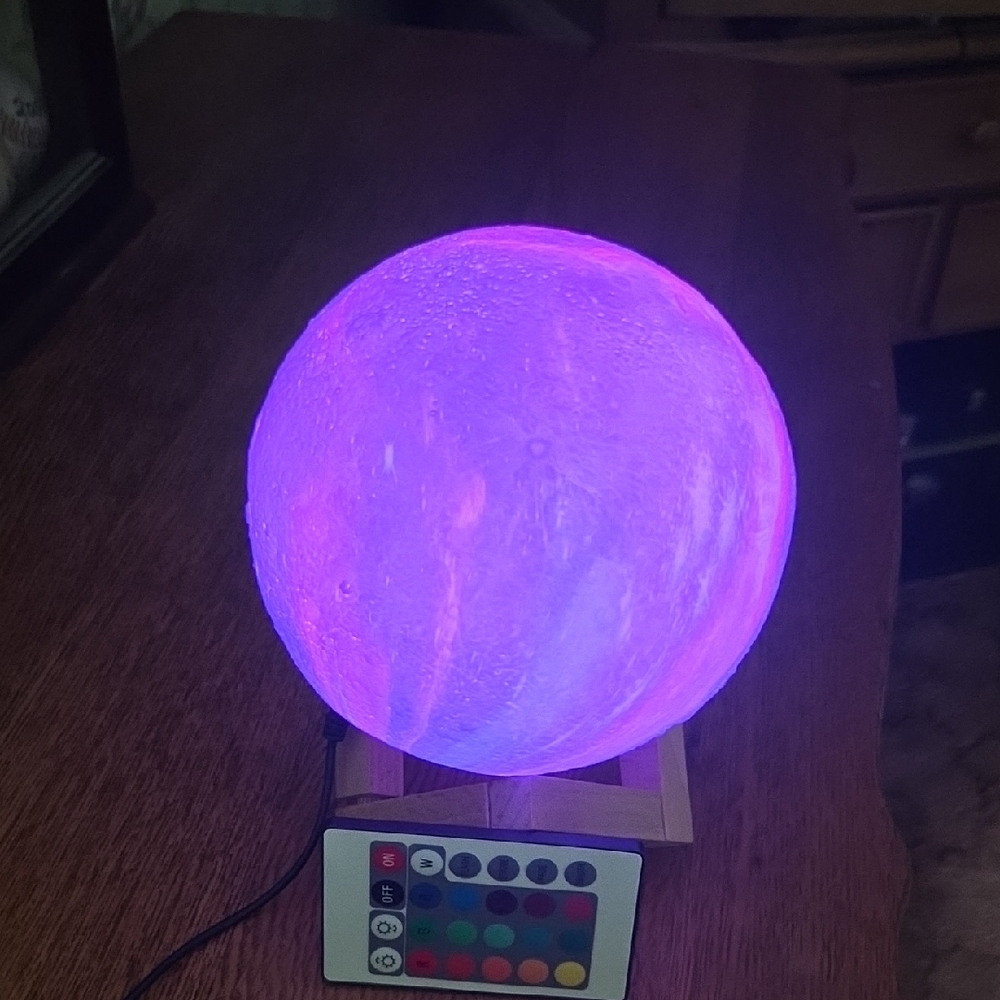LED Moon Lamp with Remote Control - Blue - Picture 7 of 8